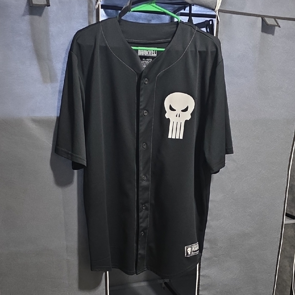 Marvel Men's Black Skull Jersey